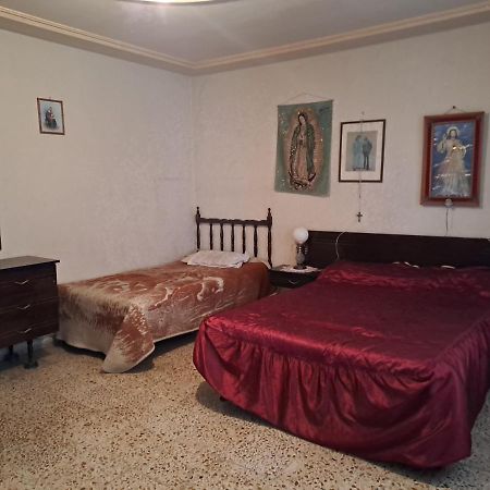 Casa Martha Hotel Ciudad Nezahualcóyotl Kültér fotó
